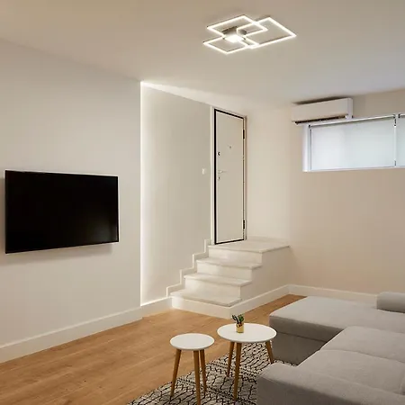 Central & Comfy Apartment 2Mins Walking From Metro Αθήνα Εξωτερικό φωτογραφία