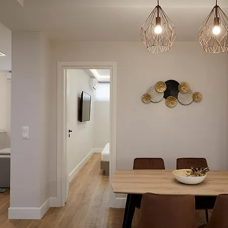 Central & Comfy Apartment 2Mins Walking From Metro Αθήνα Εξωτερικό φωτογραφία