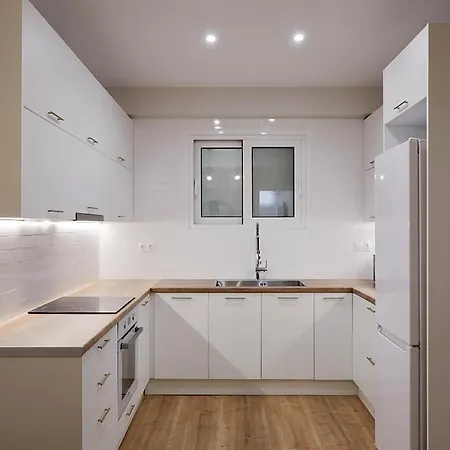 Central & Comfy Apartment 2Mins Walking From Metro Αθήνα Εξωτερικό φωτογραφία